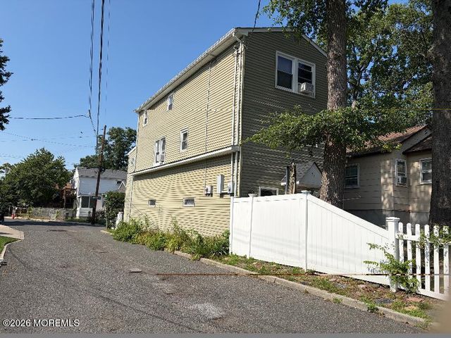 70 W Shore Street, Keansburg, NJ 07734