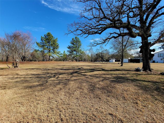 1828 State Highway 75 Highway N, Huntsville, TX 77320