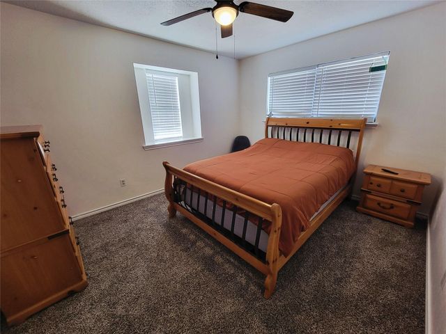 1828 State Highway 75 Highway N, Huntsville, TX 77320