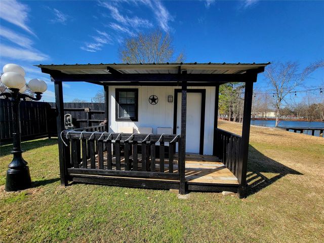 1828 State Highway 75 Highway N, Huntsville, TX 77320