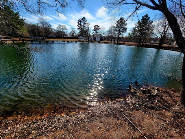 1828 State Highway 75 Highway N, Huntsville, TX 77320