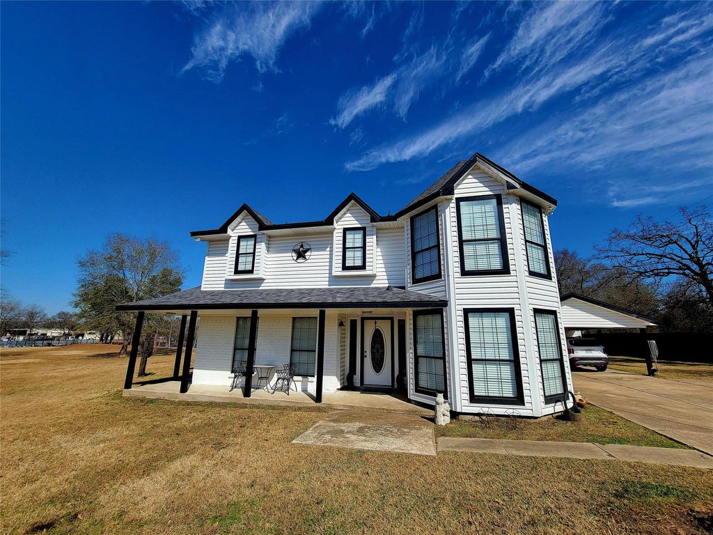 1828 State Highway 75 Highway N, Huntsville, TX 77320