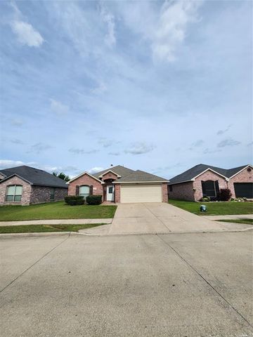 12229 Hunters Knoll Drive, Fort Worth, TX 76028