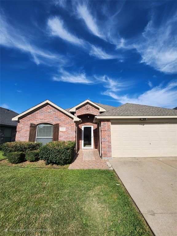 12229 Hunters Knoll Drive, Fort Worth, TX 76028
