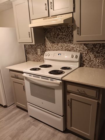 3618 Wentworth Drive, Arlington, TX 76001