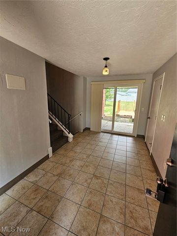 4323 Marshall Avenue, Lorain, OH 44053