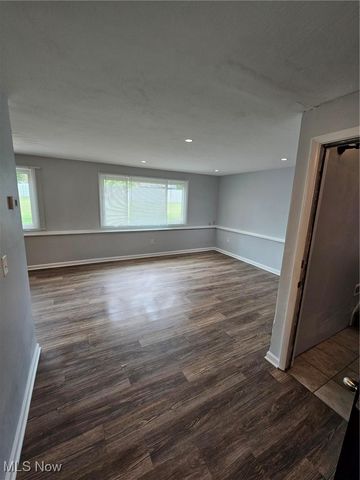 4323 Marshall Avenue, Lorain, OH 44053