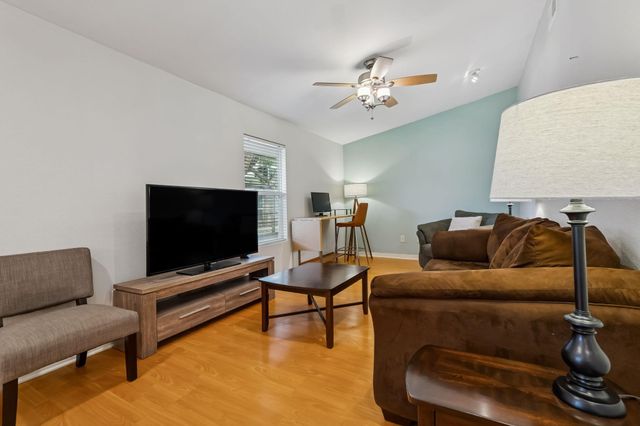 2021 Bluebonnet LN 210, Austin, TX 78704