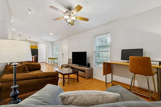 2021 Bluebonnet LN 210, Austin, TX 78704