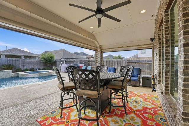 20607 Catalan Field Court, Tomball, TX 77377