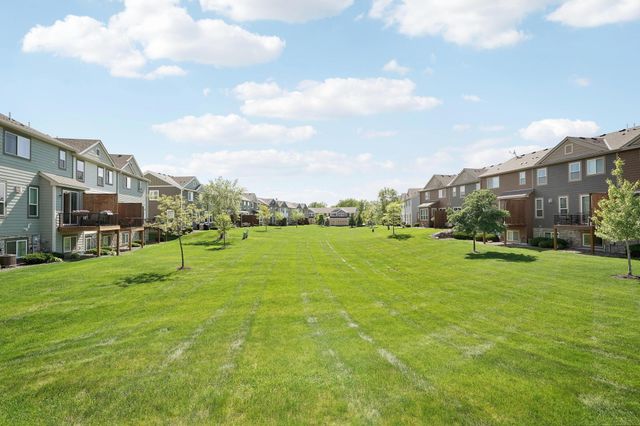 12010 84th Avenue N, Maple Grove, MN 55369