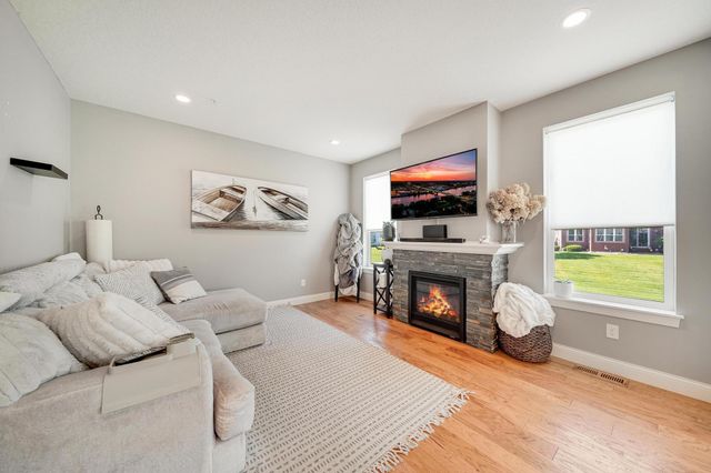 12010 84th Avenue N, Maple Grove, MN 55369