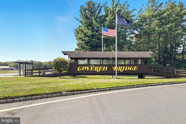 154 CROSS SLOPE CT #G, Manalapan, NJ 07726