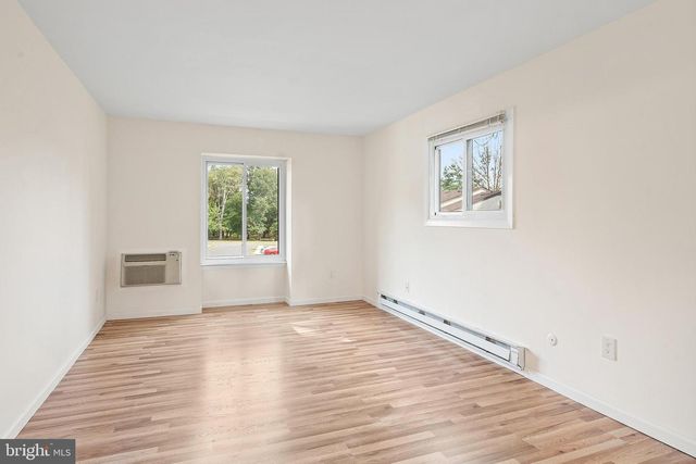 154 CROSS SLOPE CT #G, Manalapan, NJ 07726