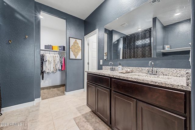 2836 W SAVANNAH Avenue, Apache Junction, AZ 85120
