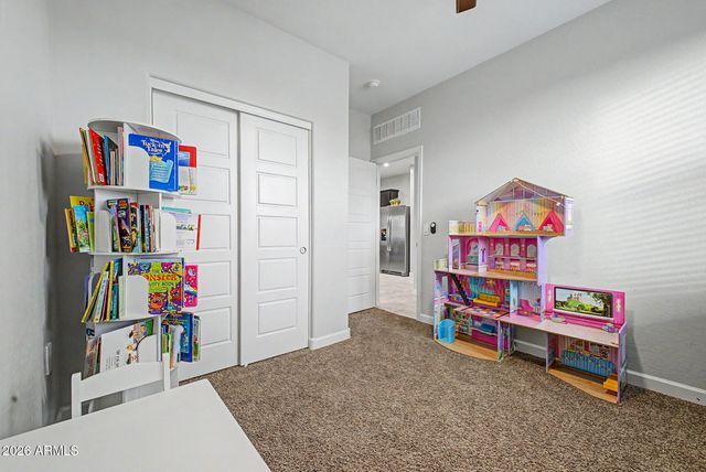 2836 W SAVANNAH Avenue, Apache Junction, AZ 85120