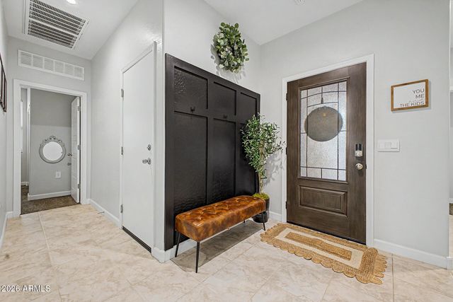 2836 W SAVANNAH Avenue, Apache Junction, AZ 85120
