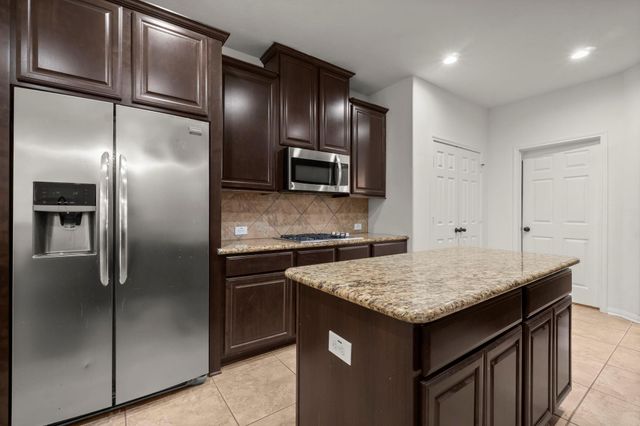 638 Spring Forest Court, Conroe, TX 77302