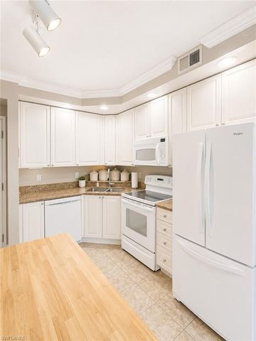 2825 Palm Beach BLVD 218, Fort Myers, FL 33916