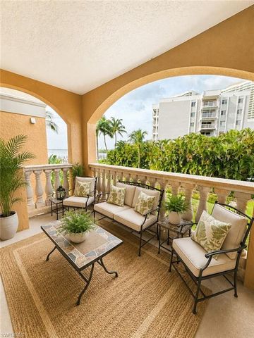 2825 Palm Beach BLVD 218, Fort Myers, FL 33916