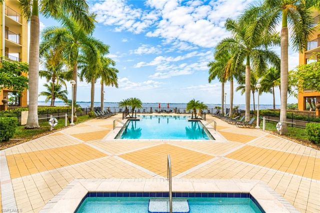 2825 Palm Beach BLVD 218, Fort Myers, FL 33916