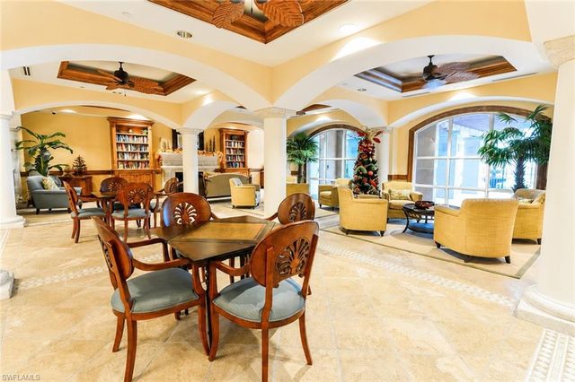 2825 Palm Beach BLVD 218, Fort Myers, FL 33916