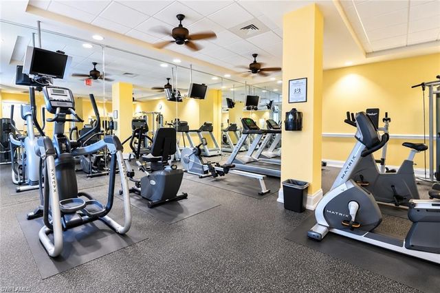 2825 Palm Beach BLVD 218, Fort Myers, FL 33916