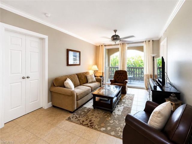 2825 Palm Beach BLVD 218, Fort Myers, FL 33916