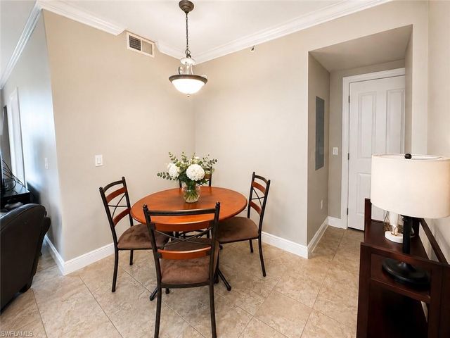 2825 Palm Beach BLVD 218, Fort Myers, FL 33916