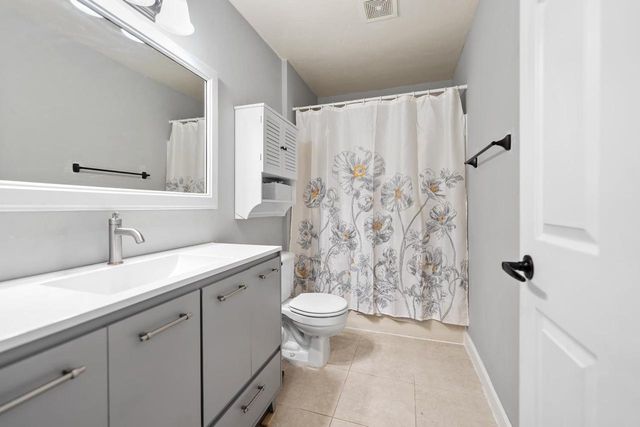 2494 VAGABOND STREET, Green Bay, WI 54302