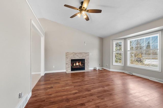 2494 VAGABOND STREET, Green Bay, WI 54302