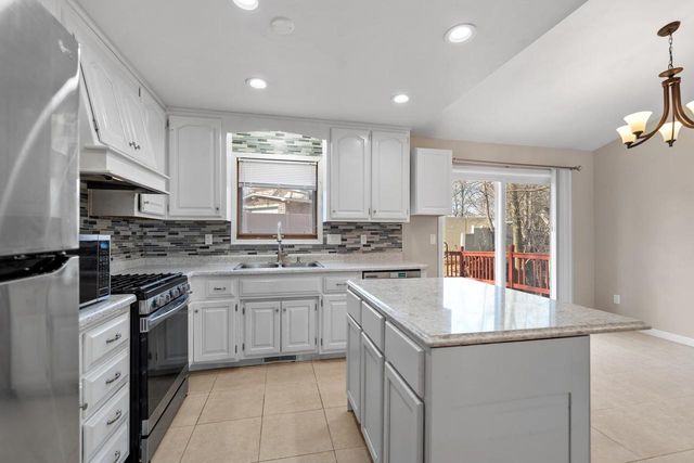 2494 VAGABOND STREET, Green Bay, WI 54302