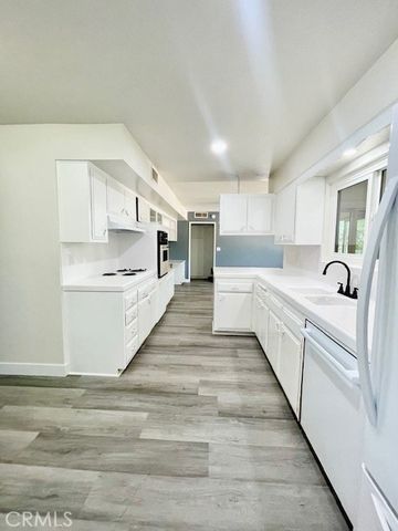 28838 Snead Dr, Menifee, CA 92586