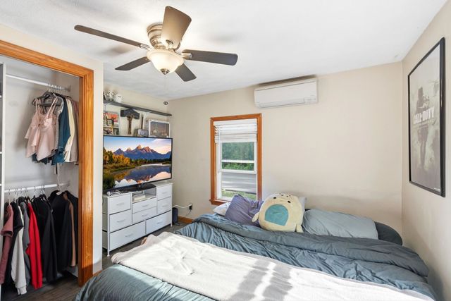 31 Hillside Avenue, Derry, NH 03038