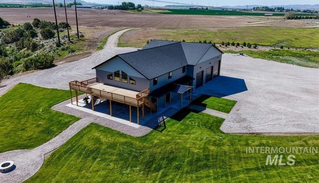 305 Snake River Drive, American Falls, ID 83211 photo 2