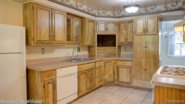 4465 Dirker Road, Saginaw, MI 48638