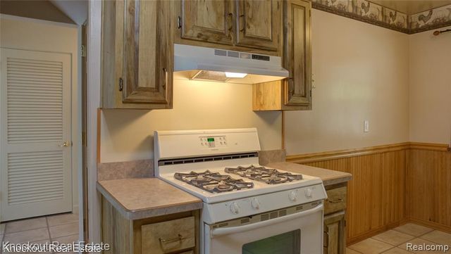 4465 Dirker Road, Saginaw, MI 48638