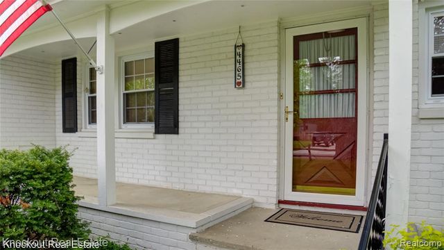 4465 Dirker Road, Saginaw, MI 48638