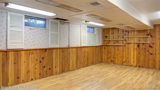4465 Dirker Road, Saginaw, MI 48638