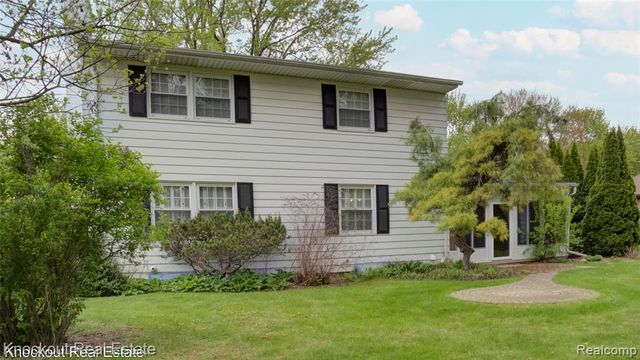 4465 Dirker Road, Saginaw, MI 48638
