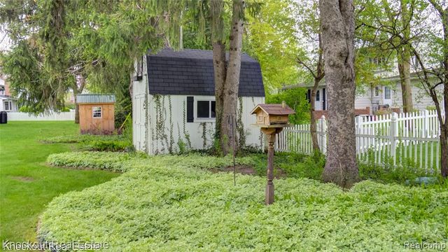 4465 Dirker Road, Saginaw, MI 48638
