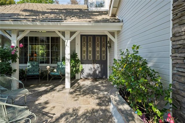 27152 Bidwell Lane, Valencia, CA 91354