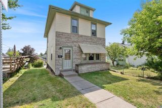 1010 E 9th Street, Duluth, MN 55805