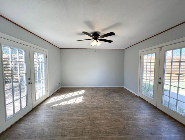 801 Avenue F, El Campo, TX 77437