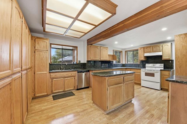 1950 Bear Rock Road, Placerville, CA 95667