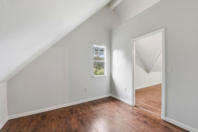 1950 Bear Rock Road, Placerville, CA 95667