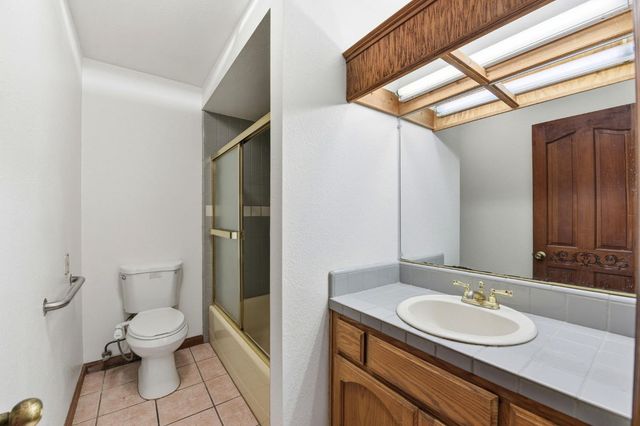 1950 Bear Rock Road, Placerville, CA 95667