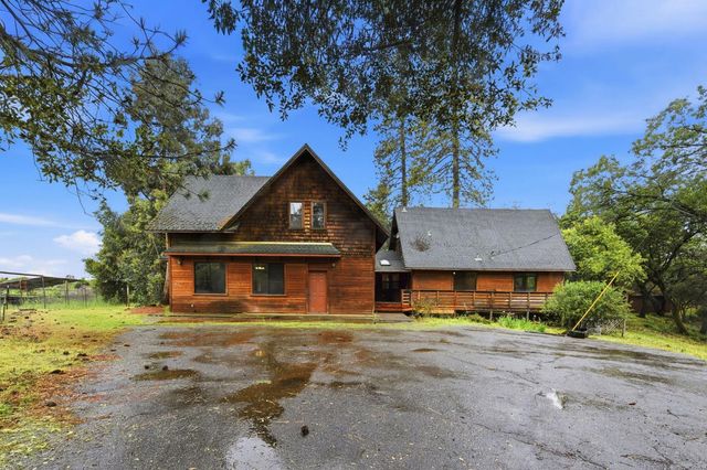 1950 Bear Rock Road, Placerville, CA 95667