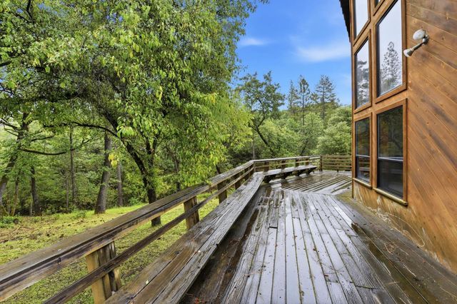 1950 Bear Rock Road, Placerville, CA 95667