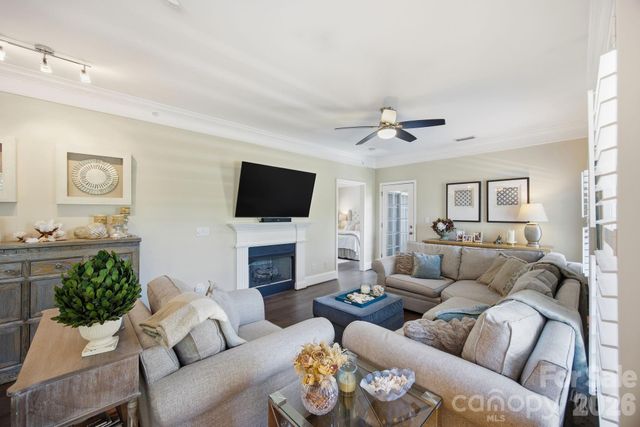 8942 Rosalyn Glen Road, Cornelius, NC 28031